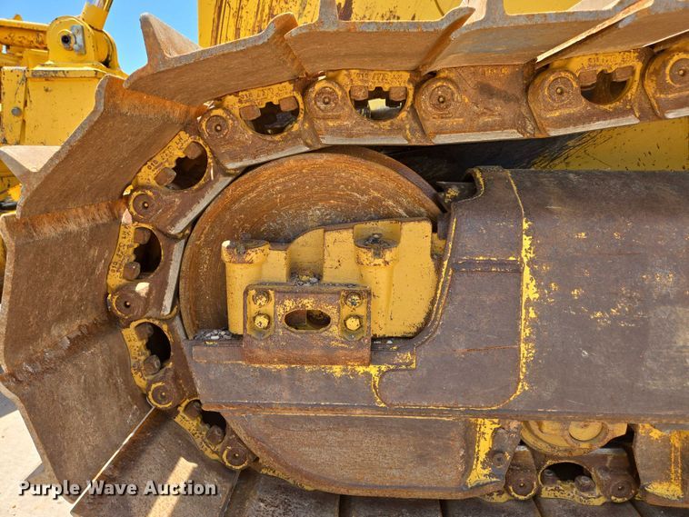 image for item ED2039 2019 Komatsu D65PXI-18 dozer