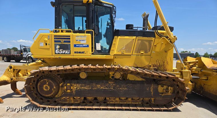 image for item ED2039 2019 Komatsu D65PXI-18 dozer