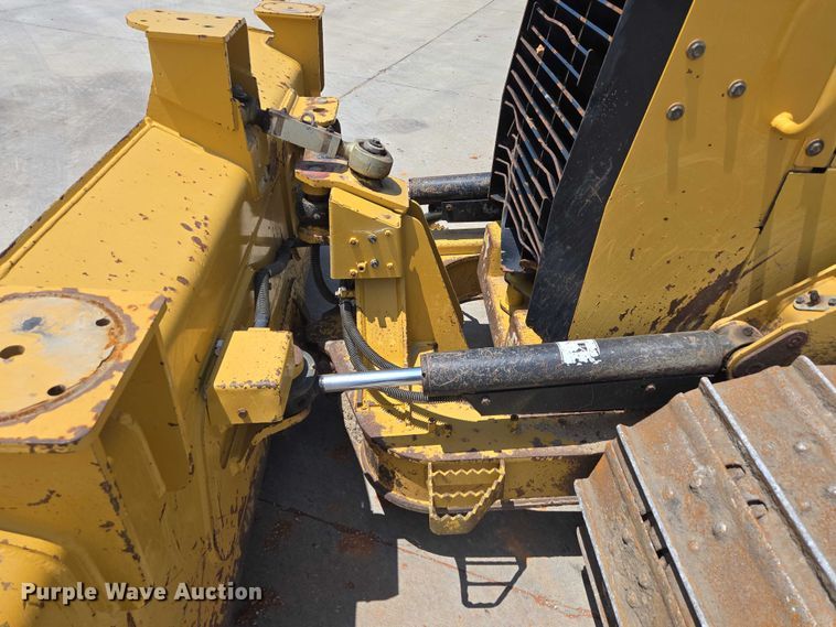 image for item ED2040 2013 Caterpillar D4K2 XL dozer