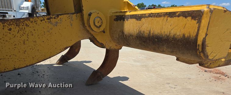 image for item ED2040 2013 Caterpillar D4K2 XL dozer