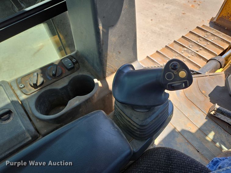 image for item ED2040 2013 Caterpillar D4K2 XL dozer