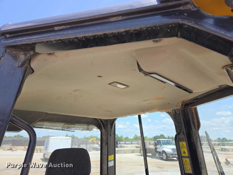 image for item ED2040 2013 Caterpillar D4K2 XL dozer