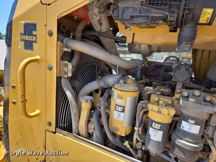 image for item ED2040 2013 Caterpillar D4K2 XL dozer