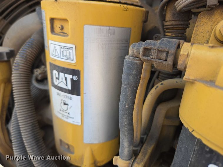 image for item ED2040 2013 Caterpillar D4K2 XL dozer