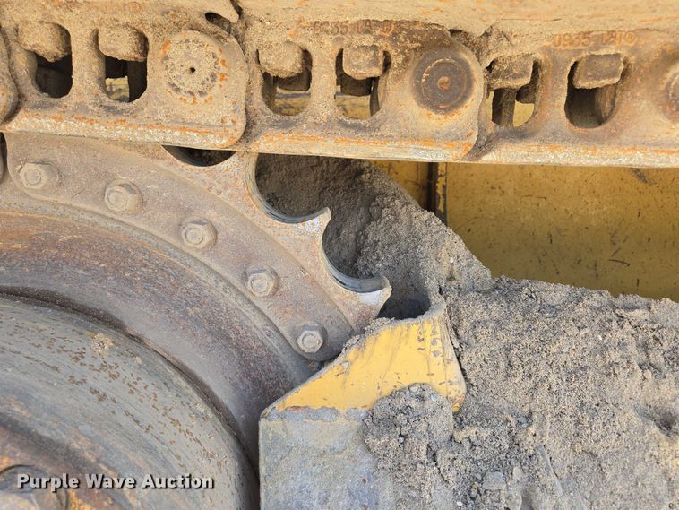 image for item ED2040 2013 Caterpillar D4K2 XL dozer