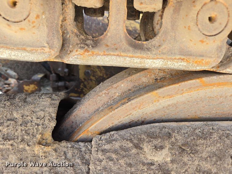 image for item ED2040 2013 Caterpillar D4K2 XL dozer