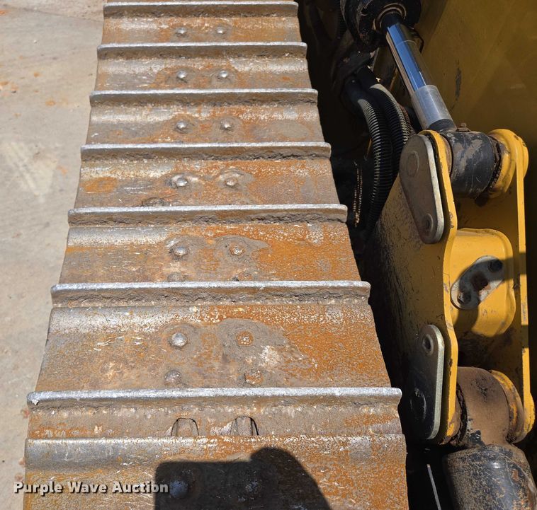 image for item ED2040 2013 Caterpillar D4K2 XL dozer