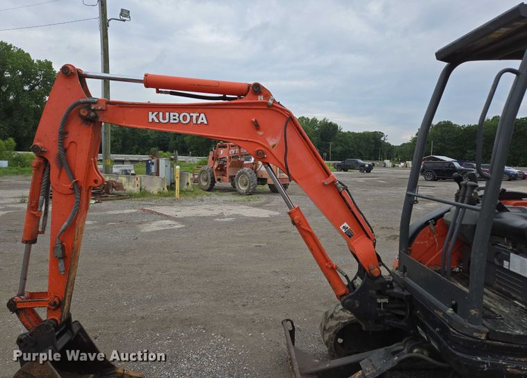 image for item ED2078 2015 Kubota U25  mini excavator