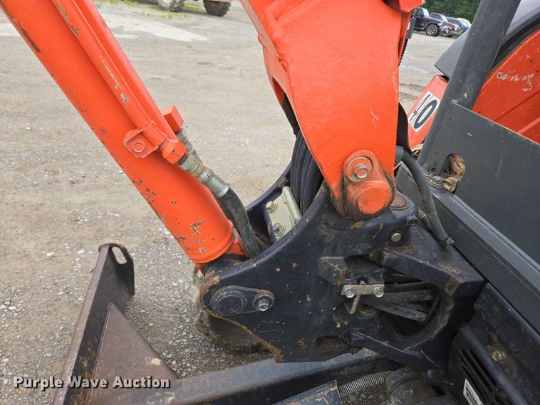 image for item ED2078 2015 Kubota U25  mini excavator