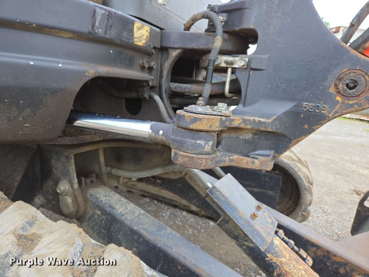 image for item ED2078 2015 Kubota U25  mini excavator