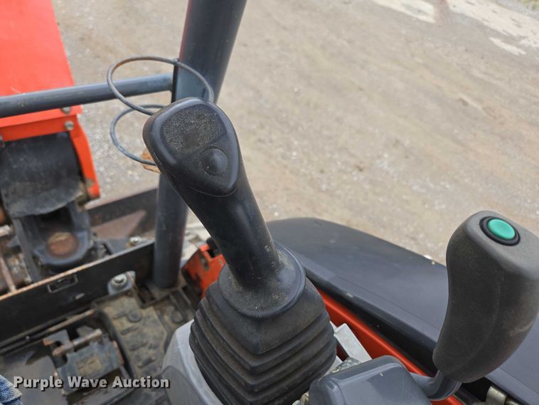 image for item ED2078 2015 Kubota U25  mini excavator