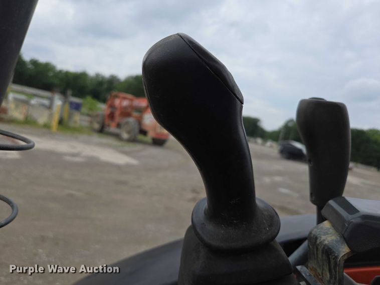 image for item ED2078 2015 Kubota U25  mini excavator