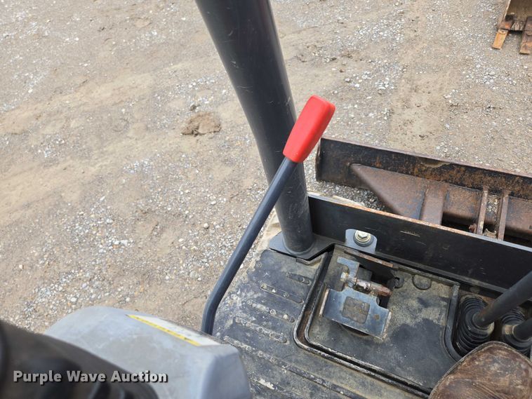 image for item ED2078 2015 Kubota U25  mini excavator