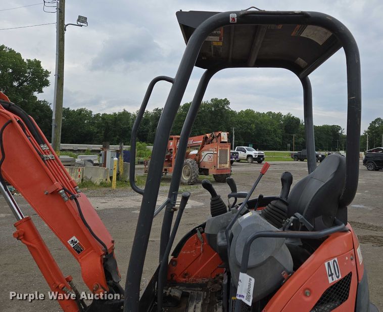 image for item ED2078 2015 Kubota U25  mini excavator