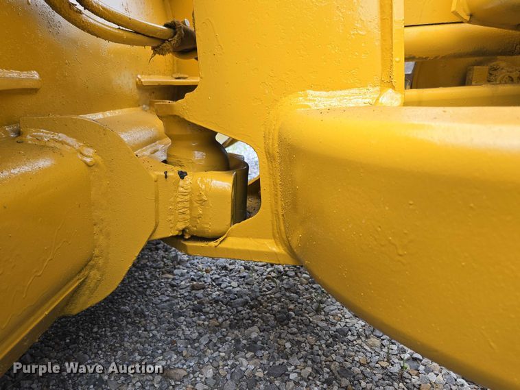 image for item ED2089 1995 John Deere 550 G dozer