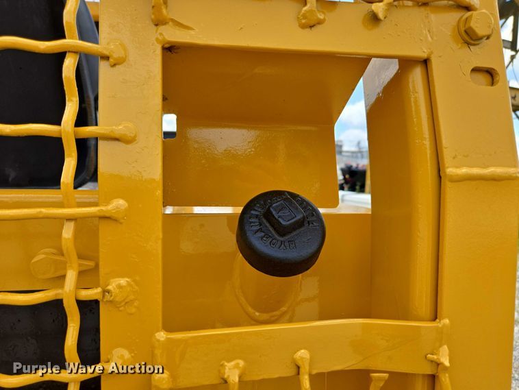 image for item ED2089 1995 John Deere 550 G dozer