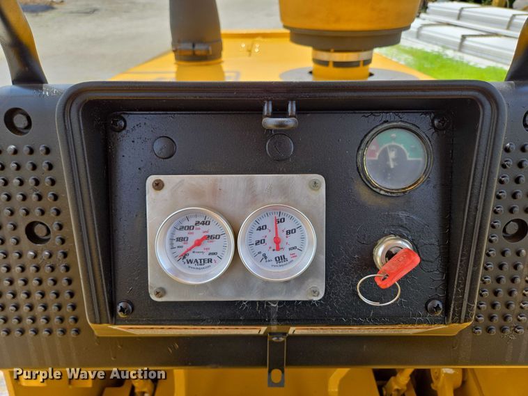 image for item ED2089 1995 John Deere 550 G dozer