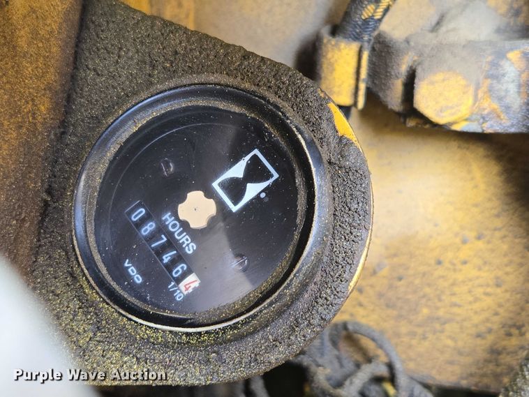 image for item ED2089 1995 John Deere 550 G dozer