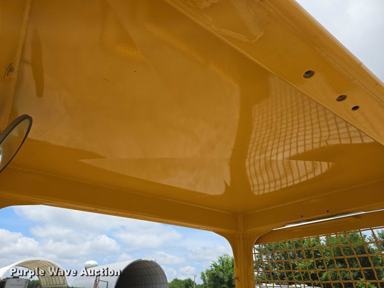 image for item ED2089 1995 John Deere 550 G dozer