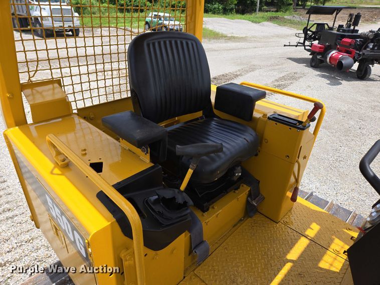image for item ED2089 1995 John Deere 550 G dozer