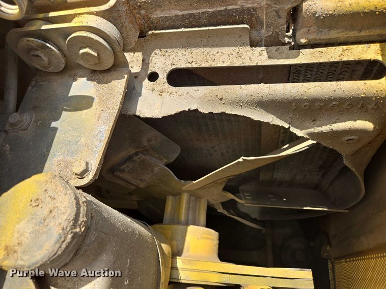 image for item ED2089 1995 John Deere 550 G dozer