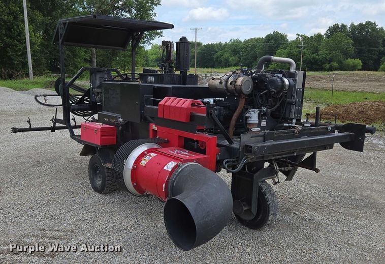 image for item ED2090 2019 Blastcrete DA 350 seal coat applicator