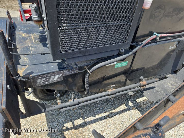 image for item ED2090 2019 Blastcrete DA 350 seal coat applicator