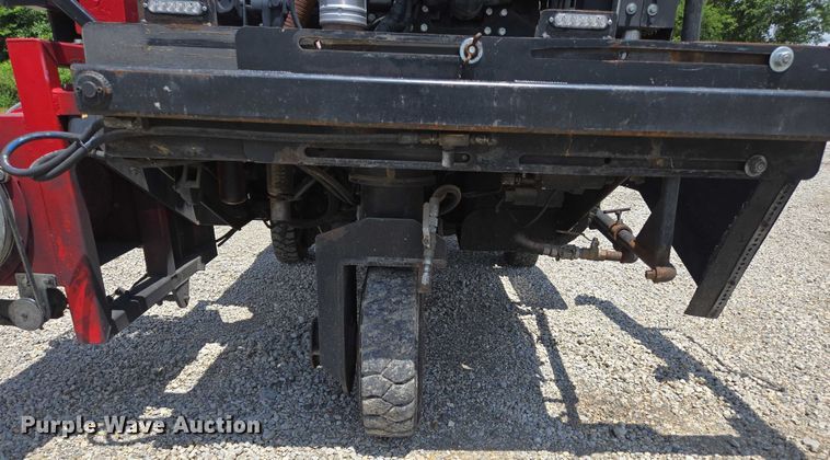 image for item ED2090 2019 Blastcrete DA 350 seal coat applicator