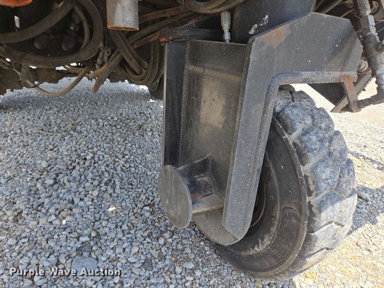 image for item ED2090 2019 Blastcrete DA 350 seal coat applicator