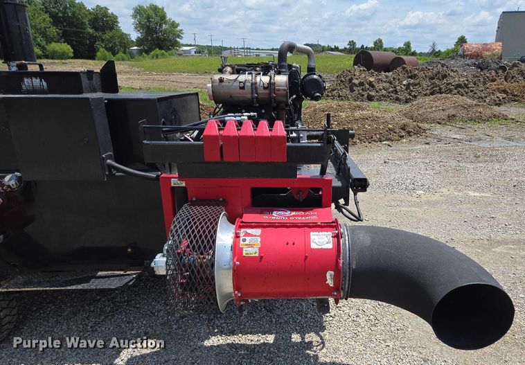 image for item ED2090 2019 Blastcrete DA 350 seal coat applicator