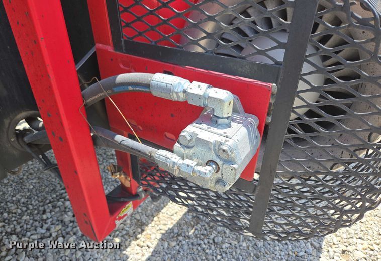 image for item ED2090 2019 Blastcrete DA 350 seal coat applicator