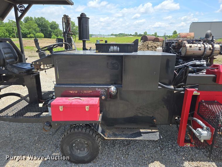 image for item ED2090 2019 Blastcrete DA 350 seal coat applicator