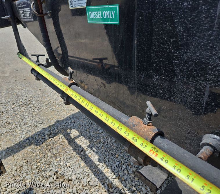 image for item ED2090 2019 Blastcrete DA 350 seal coat applicator