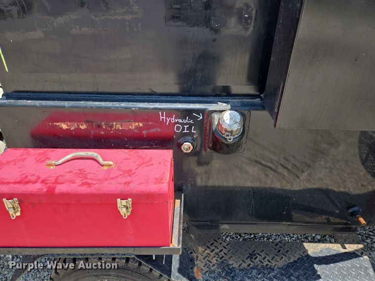 image for item ED2090 2019 Blastcrete DA 350 seal coat applicator