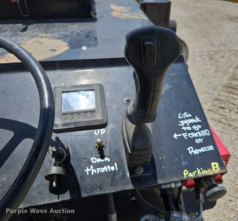 image for item ED2090 2019 Blastcrete DA 350 seal coat applicator