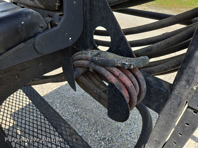 image for item ED2090 2019 Blastcrete DA 350 seal coat applicator