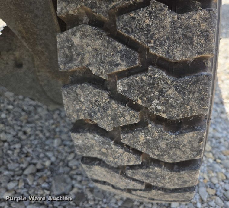 image for item ED2090 2019 Blastcrete DA 350 seal coat applicator