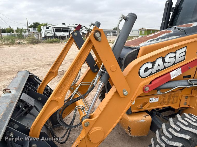 image for item ED5673 2012 Case 580 Super N backhoe