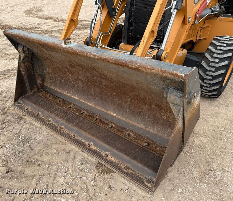 image for item ED5673 2012 Case 580 Super N backhoe