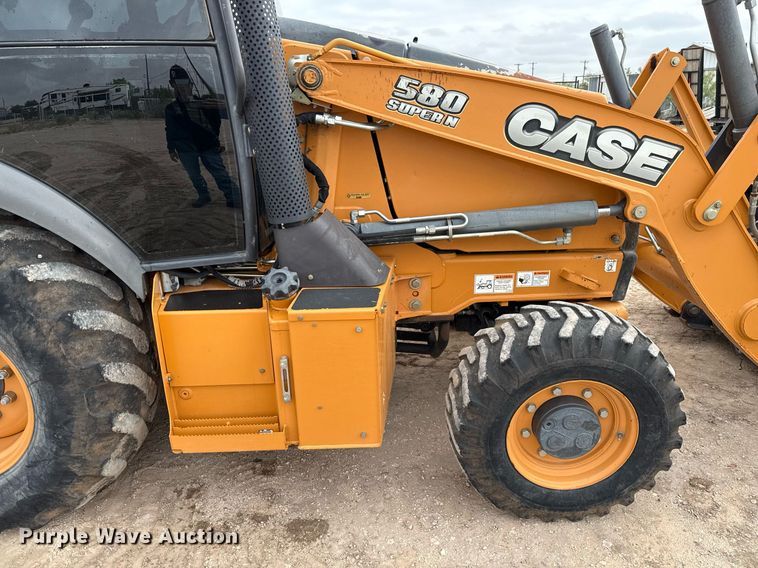 image for item ED5673 2012 Case 580 Super N backhoe
