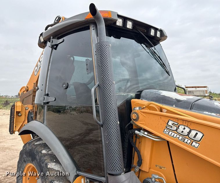 image for item ED5673 2012 Case 580 Super N backhoe