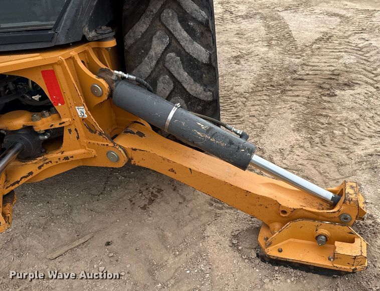 image for item ED5673 2012 Case 580 Super N backhoe