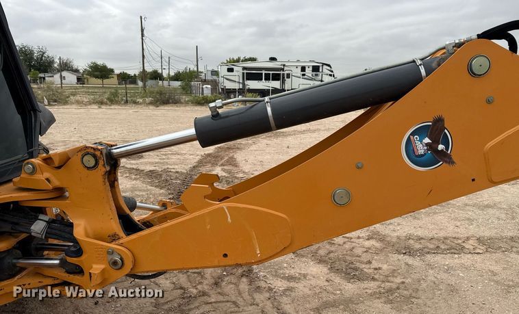 image for item ED5673 2012 Case 580 Super N backhoe