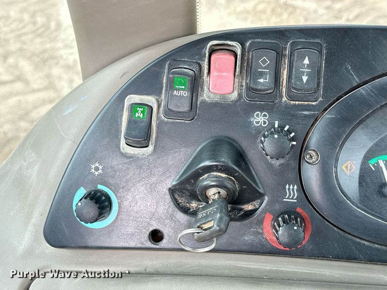 image for item ED5673 2012 Case 580 Super N backhoe