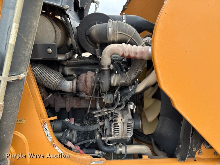 image for item ED5673 2012 Case 580 Super N backhoe