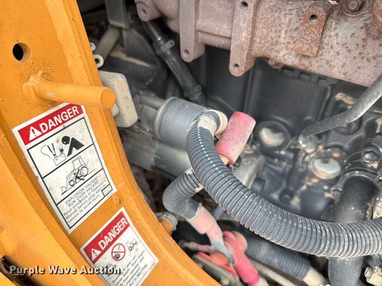 image for item ED5673 2012 Case 580 Super N backhoe