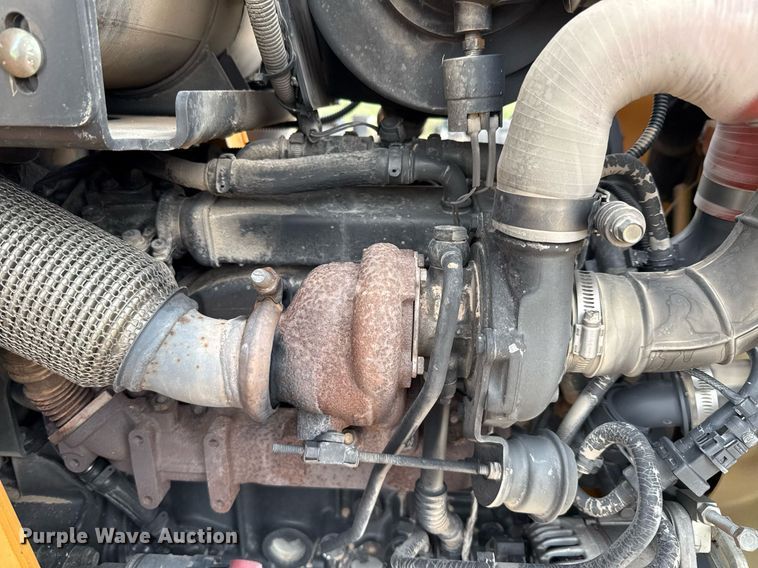 image for item ED5673 2012 Case 580 Super N backhoe