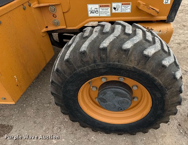 image for item ED5673 2012 Case 580 Super N backhoe