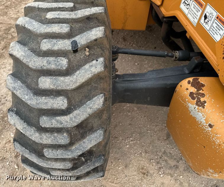 image for item ED5673 2012 Case 580 Super N backhoe