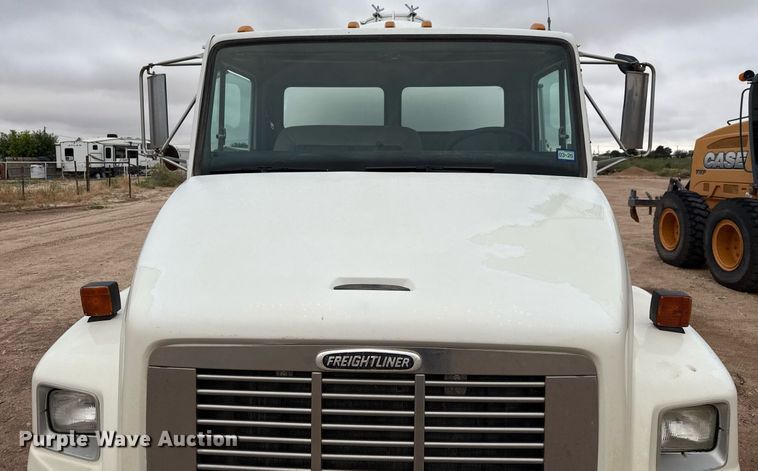 image for item ED5674 1999 Freightliner FL60 water truck